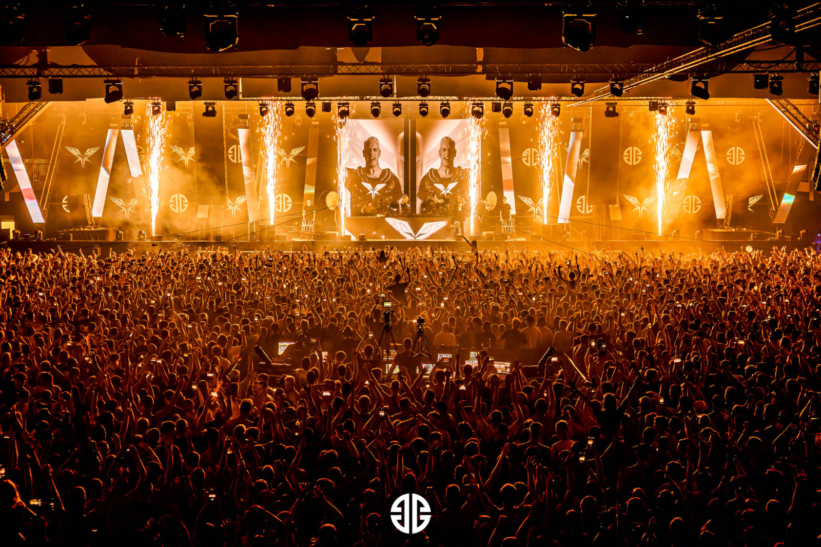 Origins - The Ultimate Raw Classics Gathering