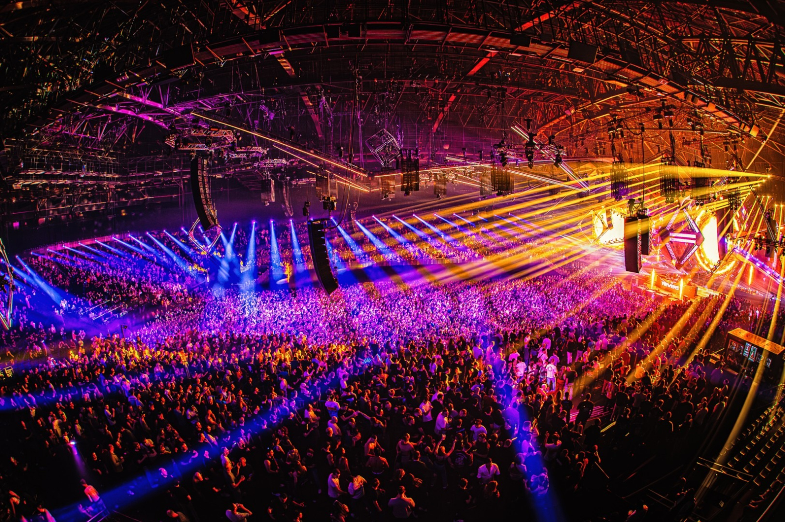 Reverze - Beyond Boundaries