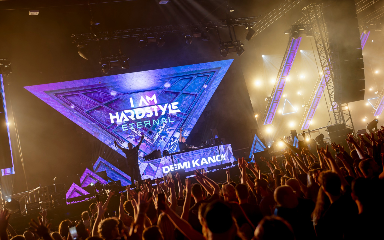 I AM HARDSTYLE · Eternal