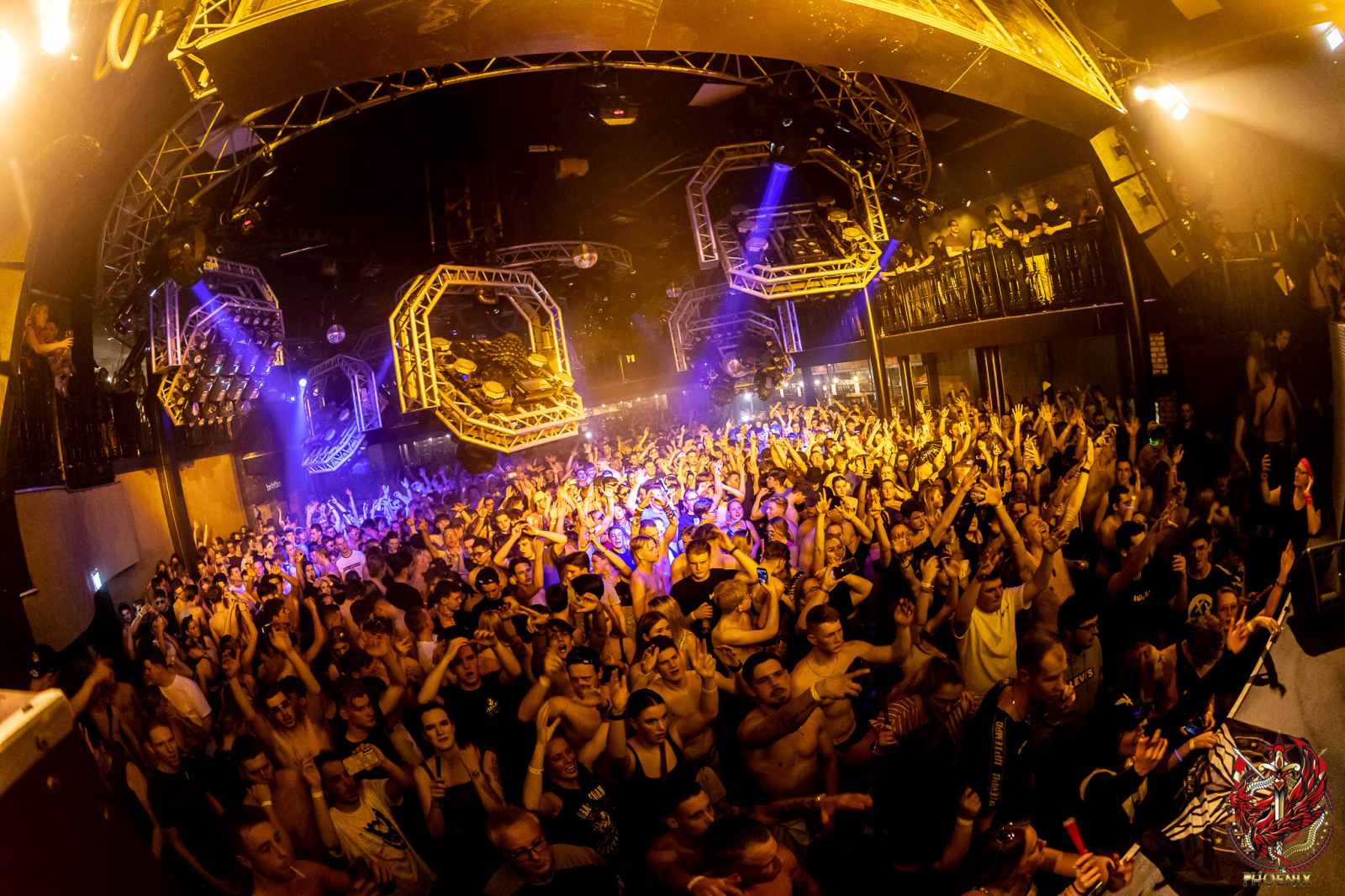 Phoenix - RAW XXL 2025