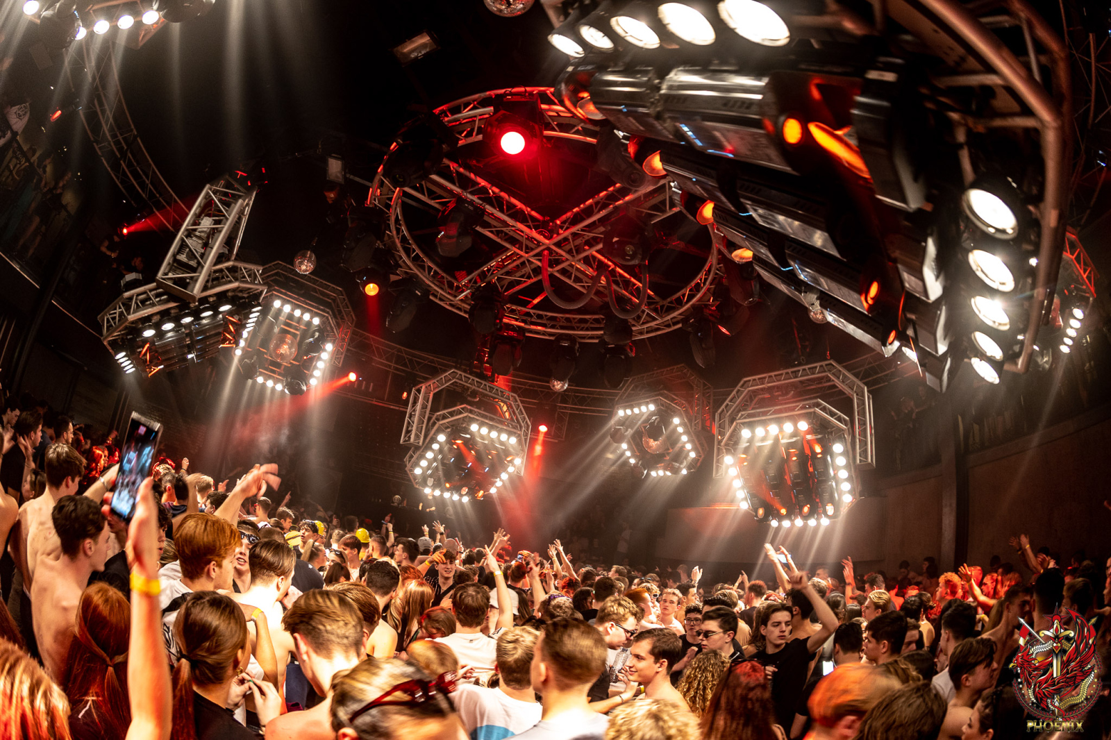 Phoenix - RAW XXL 2025