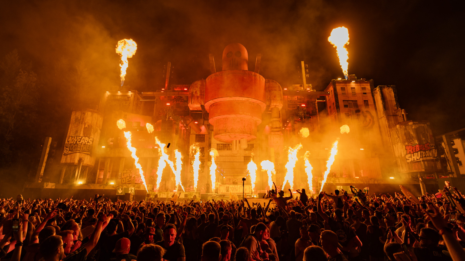 Hardstyle lineup Electric Love Festival