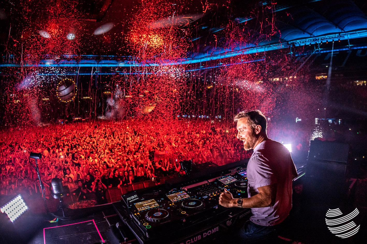 WORLD CLUB DOME